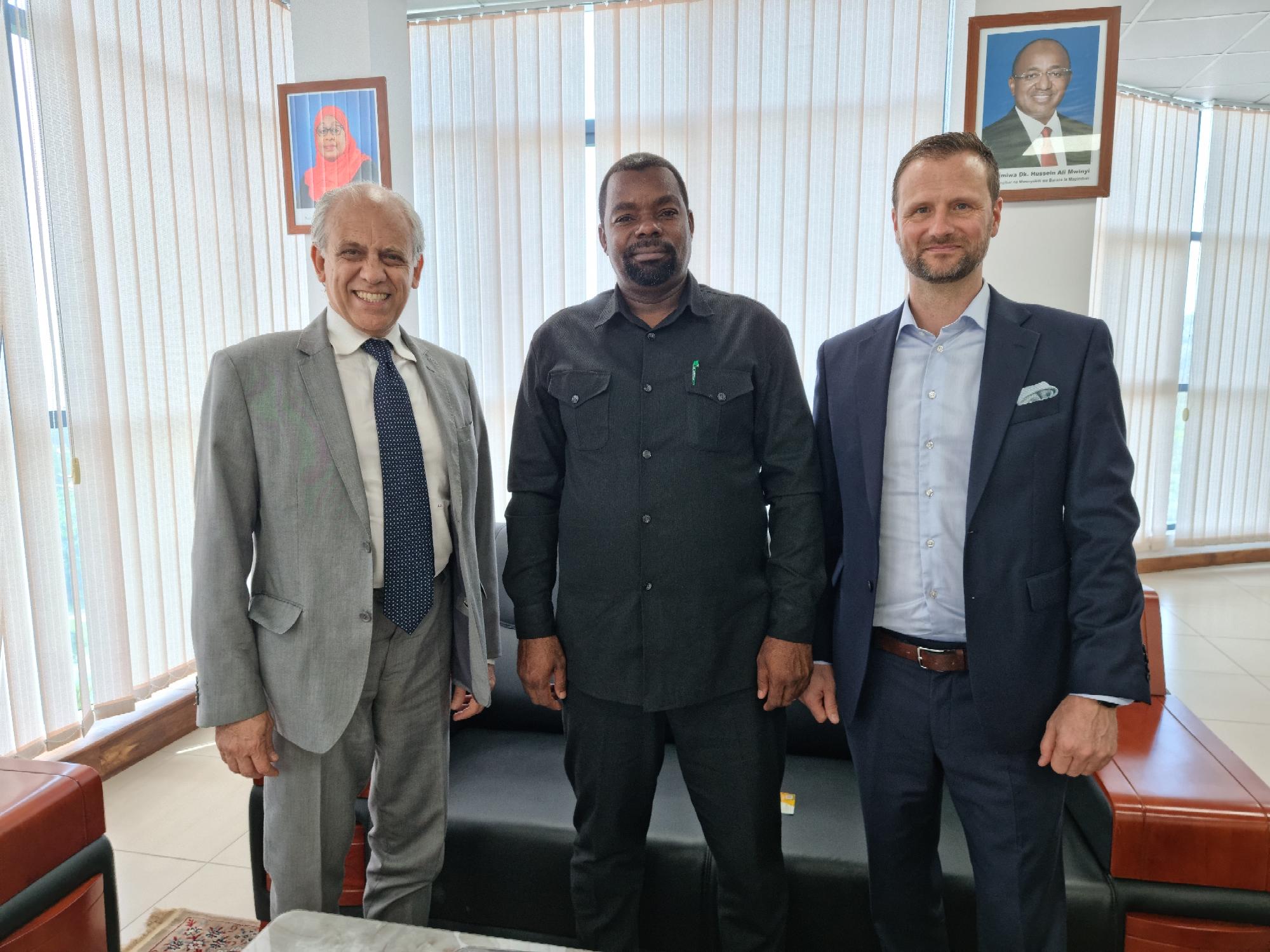 Alfonso & Mads board meeting